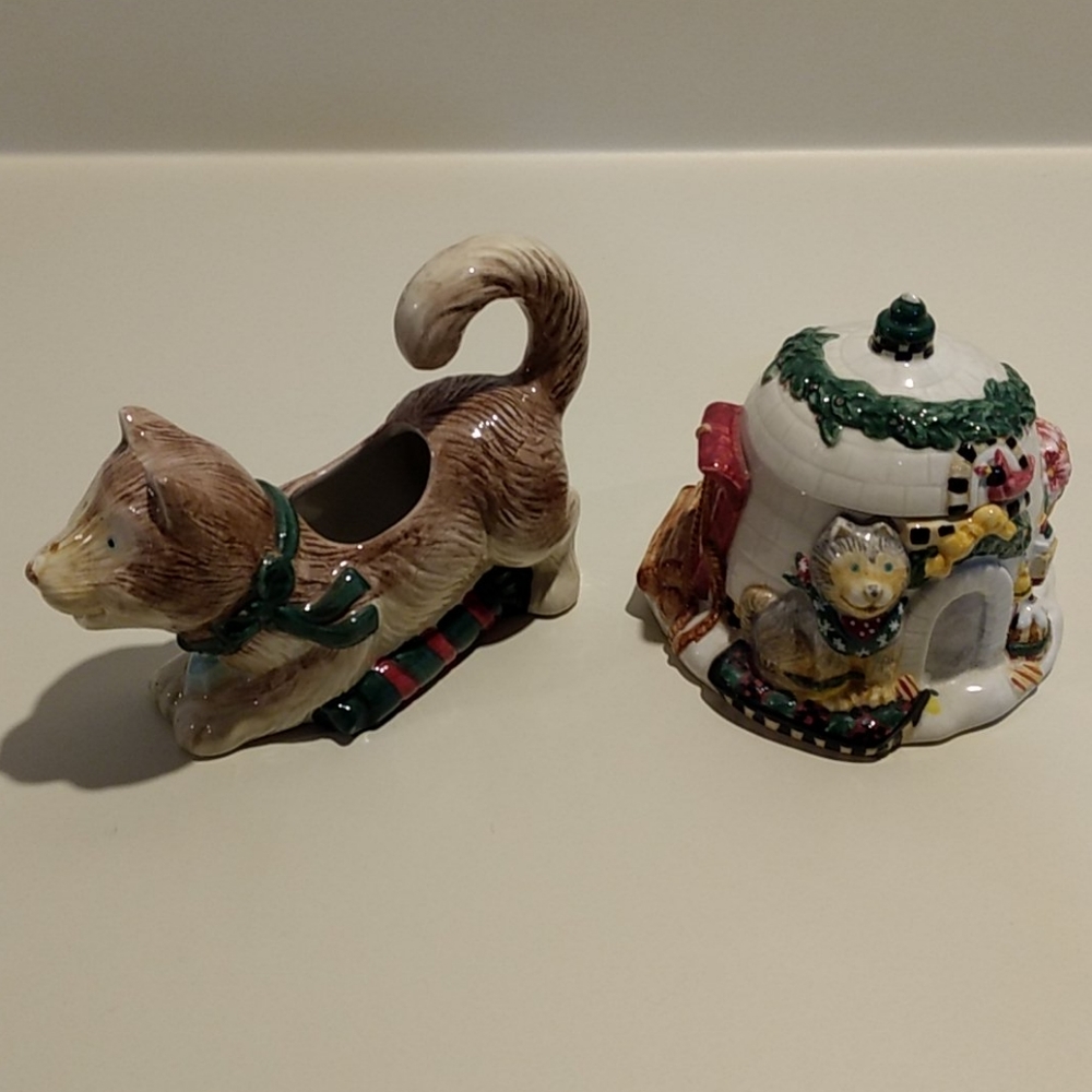 Vintage Debbie Mumm Husky Sugar Bowl & Creamer